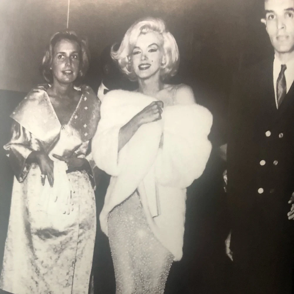 Vogue MARCH 2003 JULIANNE MOORE MINT condition - Picture 11 of 14